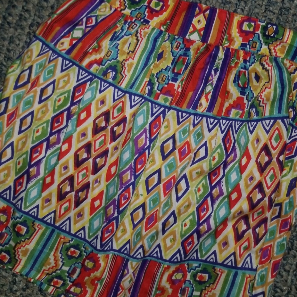 Fun vintage skirt 😎